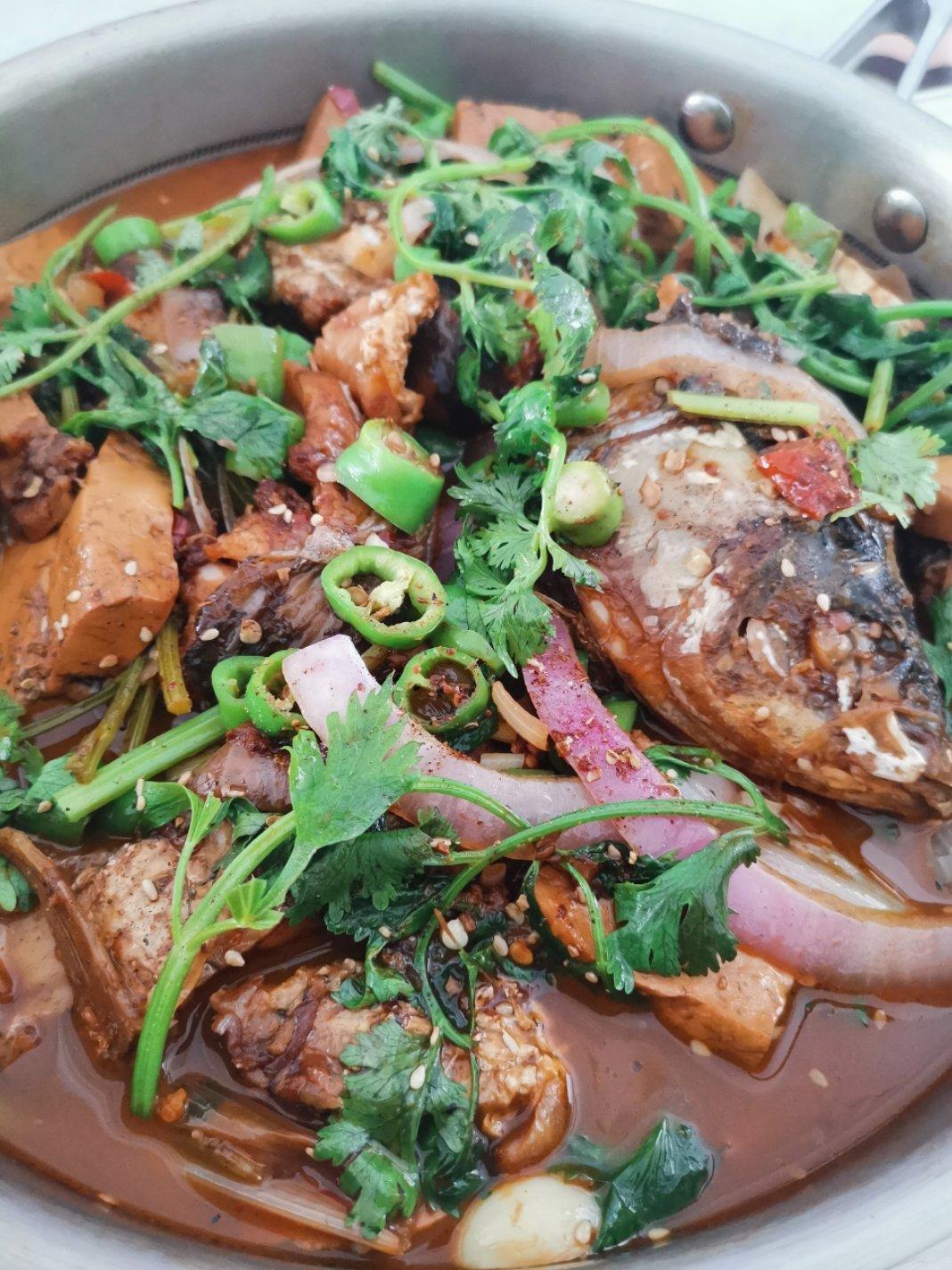 豆腐焖鱼
