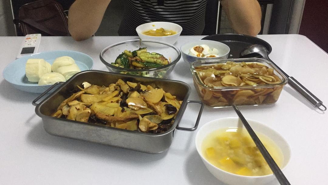 土豆片炒肉