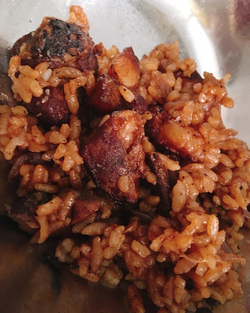 喷香排骨焖饭（爆好吃）