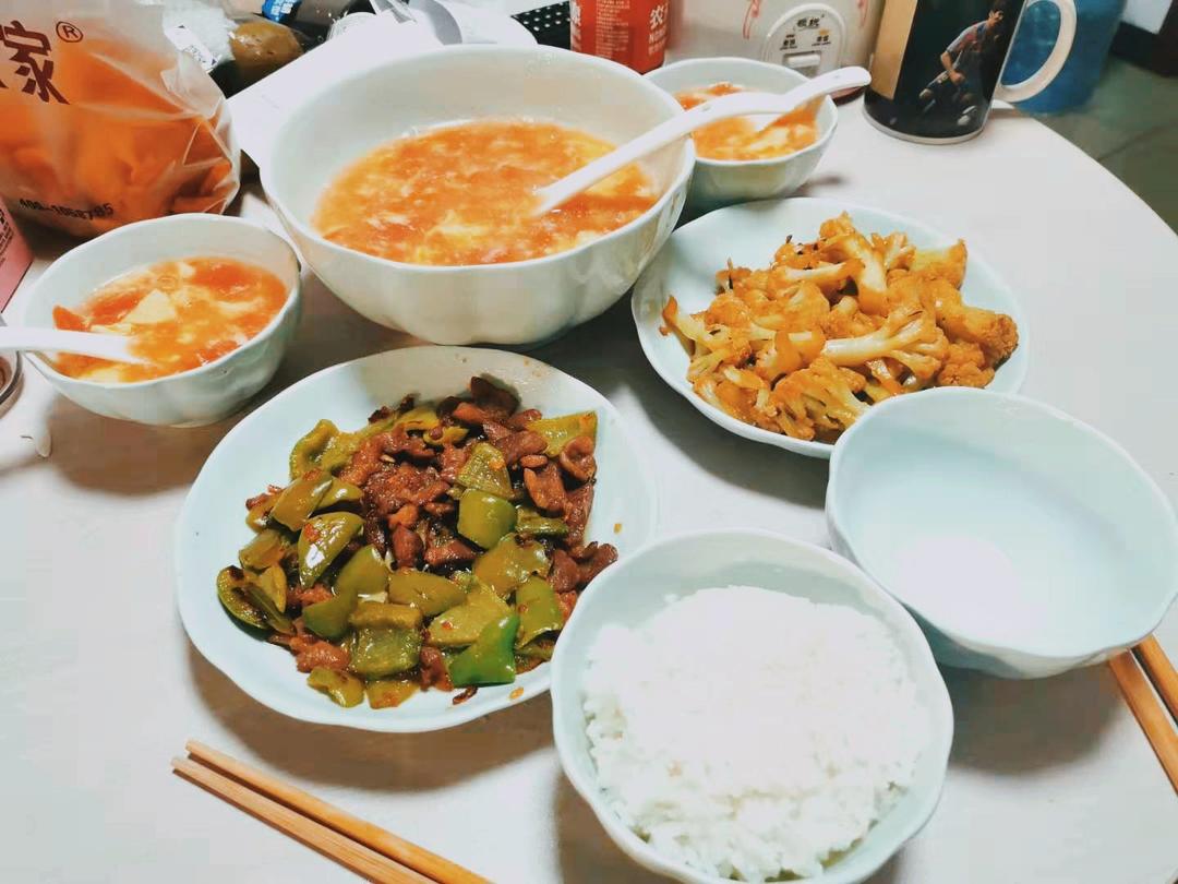 家常素炒菜花，清脆！