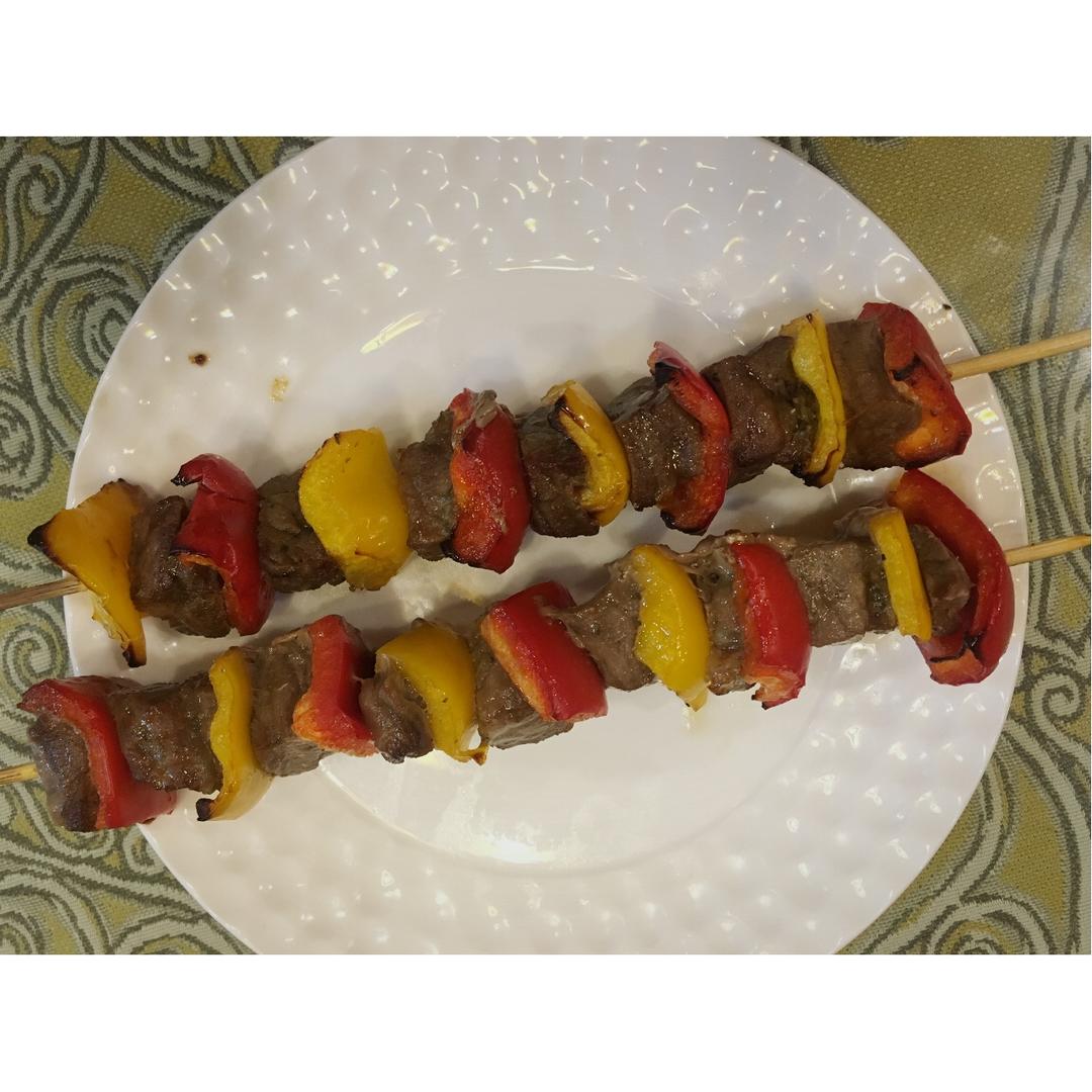多彩牛肉串