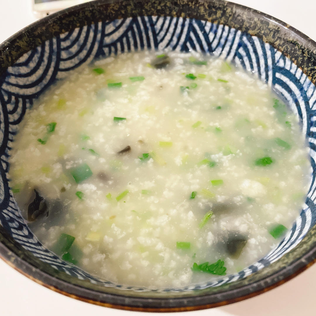 十五分钟快手之香滑皮蛋瘦肉粥(附五分钟电饭煲电压力锅更快捷方法)