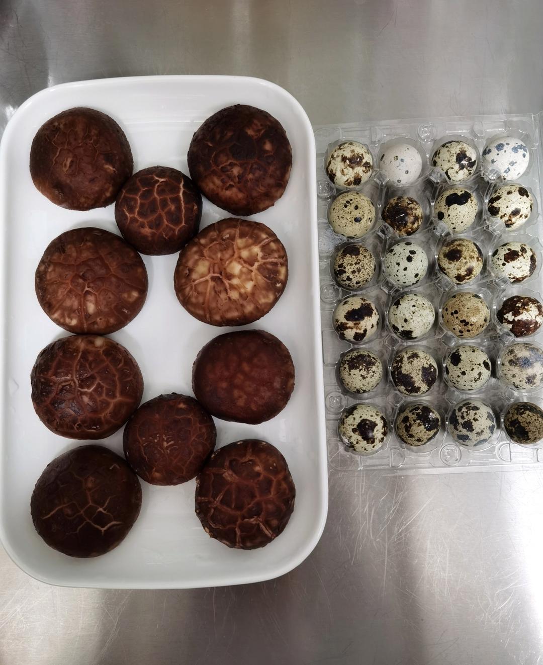 香菇蒸鹌鹑蛋【10月北鼎蒸炖锅食谱】