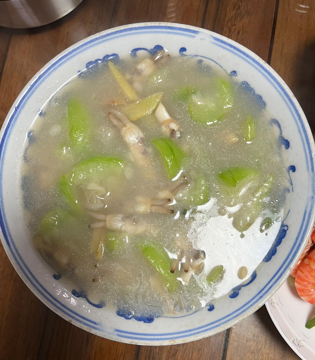 丝瓜烧蛏子(鲜掉眉毛)