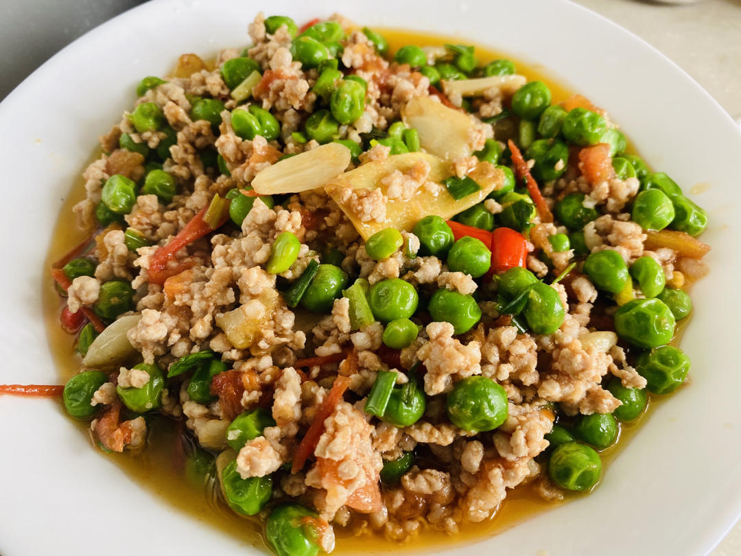豌豆肉末西红柿