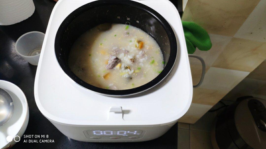 堂妈小厨——超好喝的皮蛋瘦肉粥