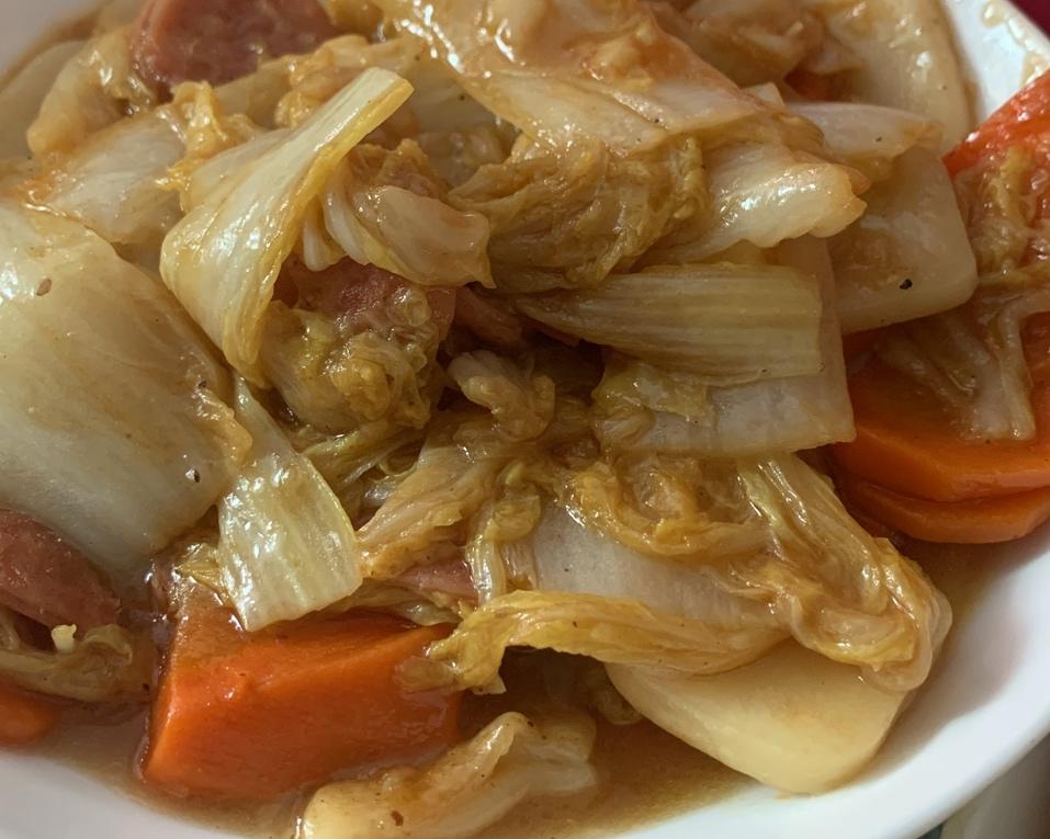 娃娃菜胡萝卜炒年糕的做法