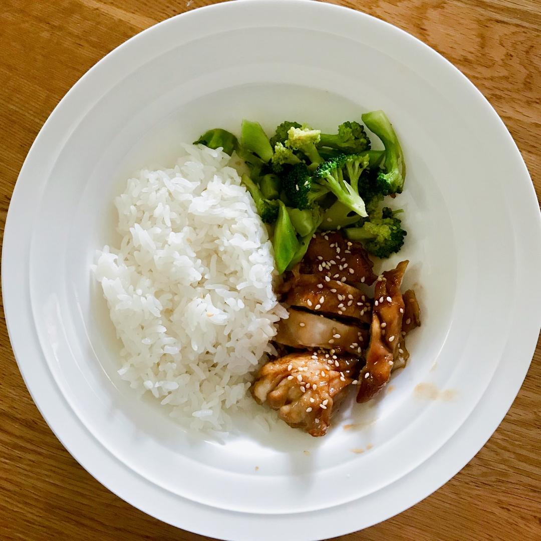 照烧鸡腿饭