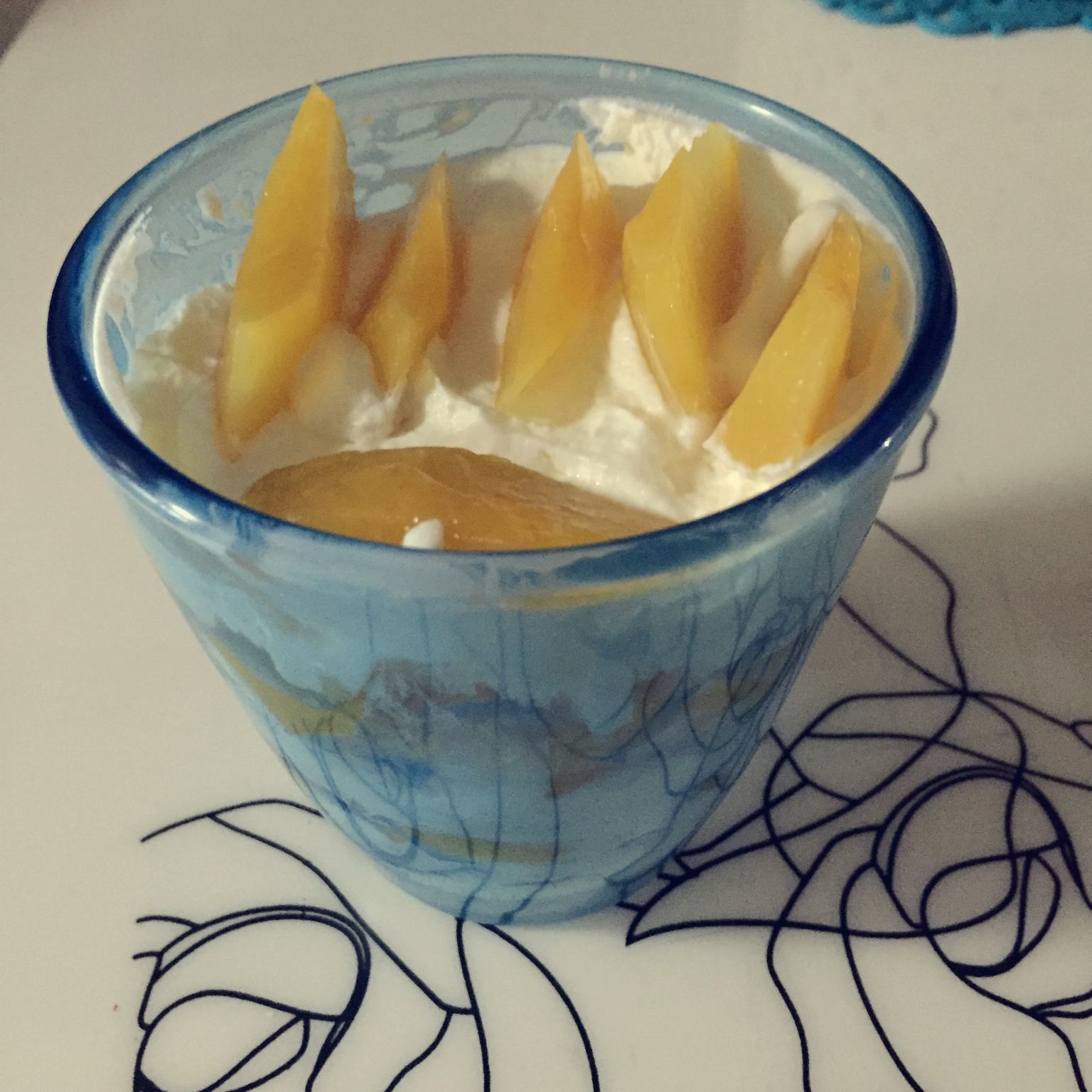 奶油水果杯