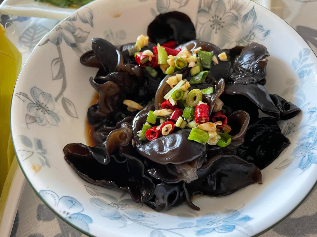 凉拌黑木耳