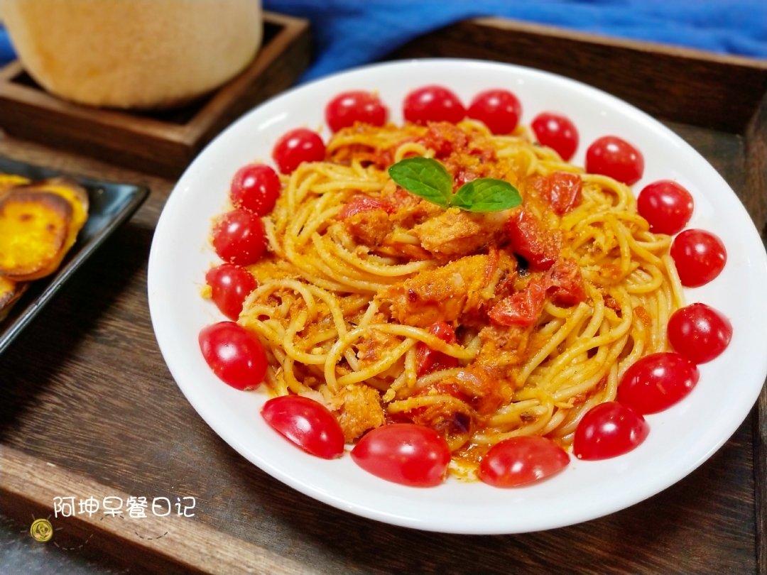 金枪鱼番茄酱意大利面 Spaghetti