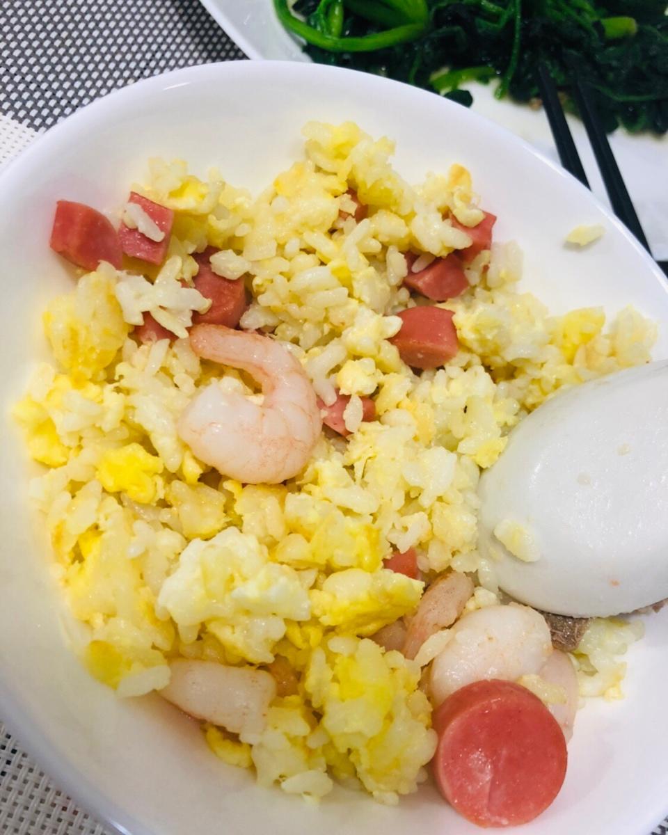虾仁蛋炒饭