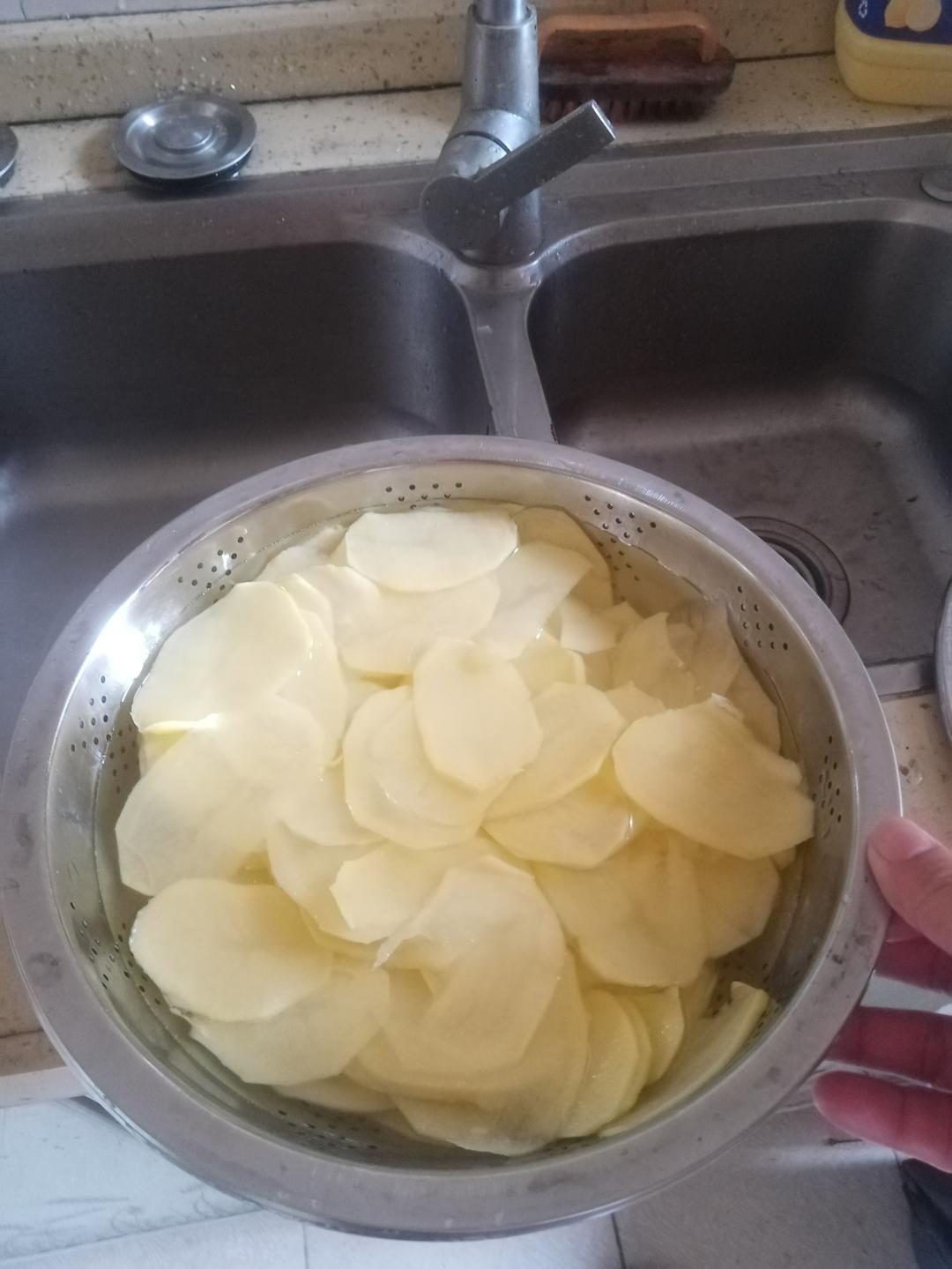 炸薯片