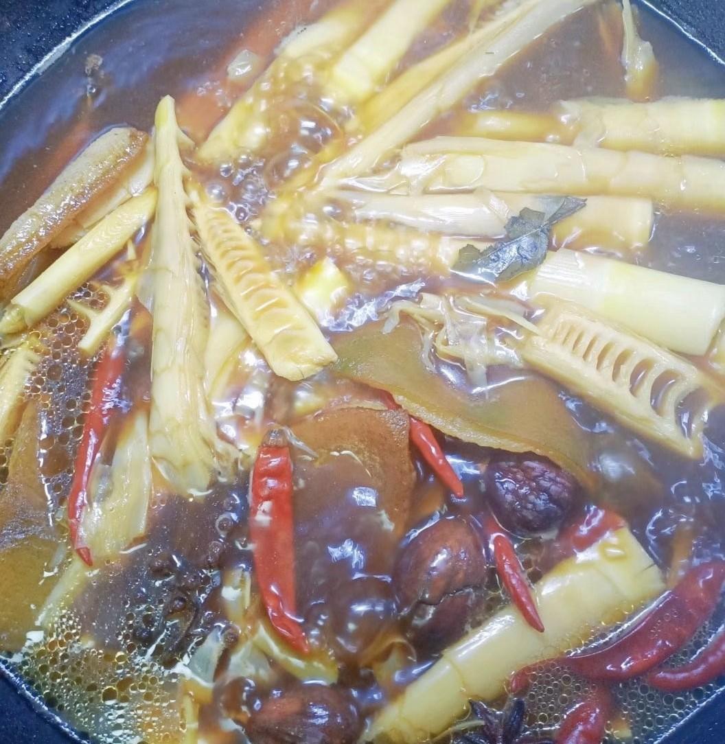 鲜汁卤笋