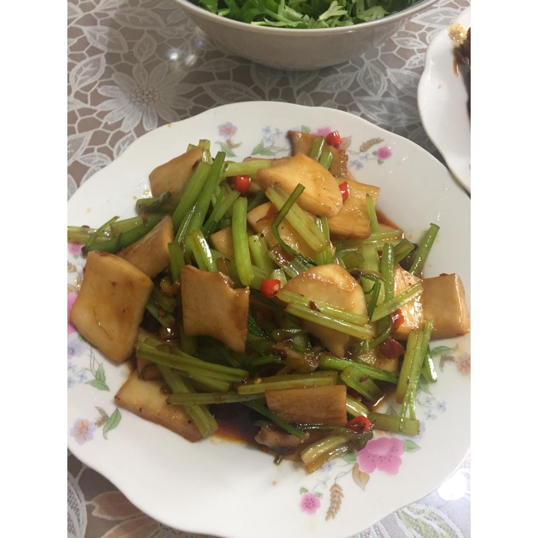 干锅杏鲍菇
