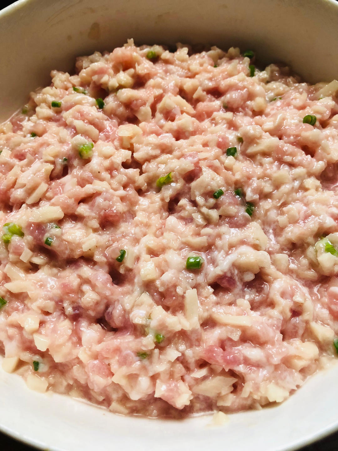 清香莲藕猪肉馅饺子（无酱油版）的做法