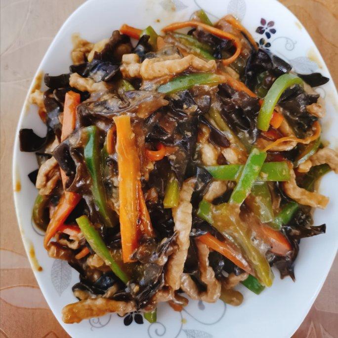 超好吃的鱼香肉丝（做法相当简单，一看就会）