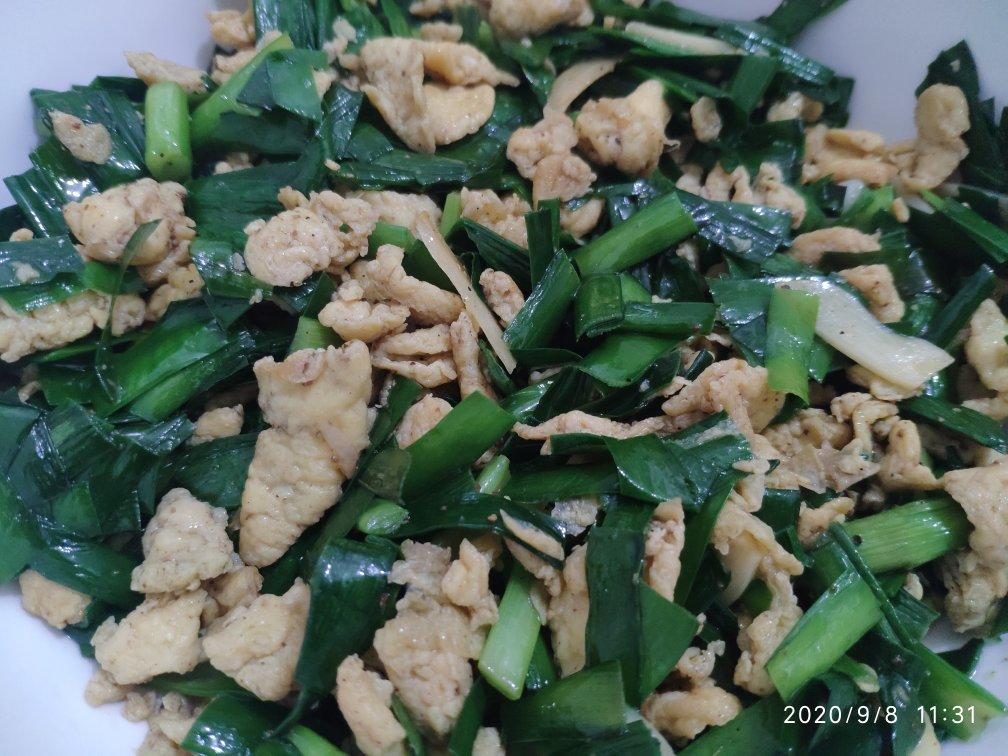 鲜～韭菜炒鸡蛋