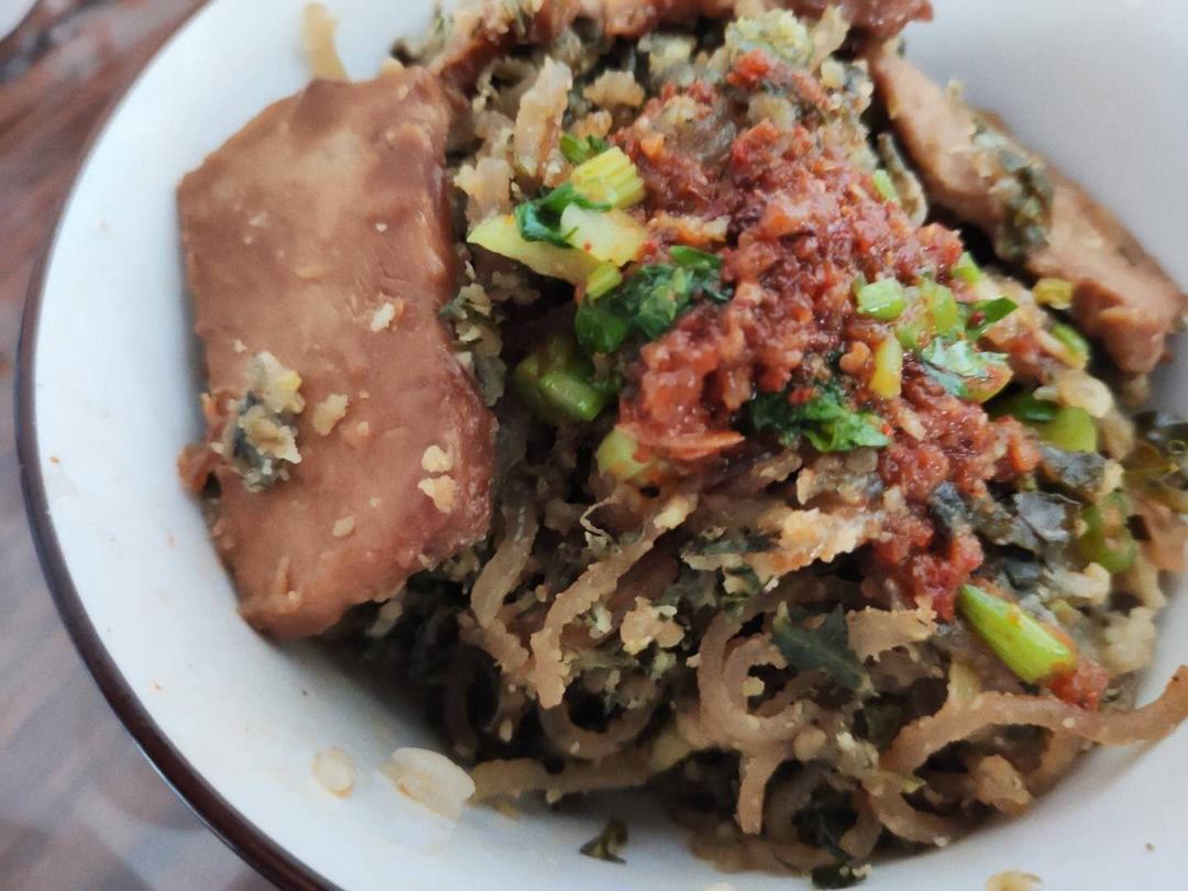 山西万荣土菜——芹菜拌面菜