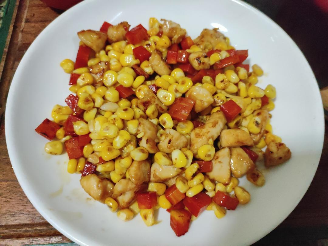 低脂又营养的玉米胡萝卜炒鸡胸肉