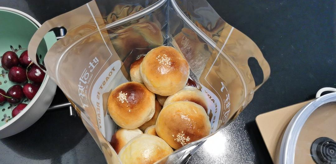 日式和风红豆面包