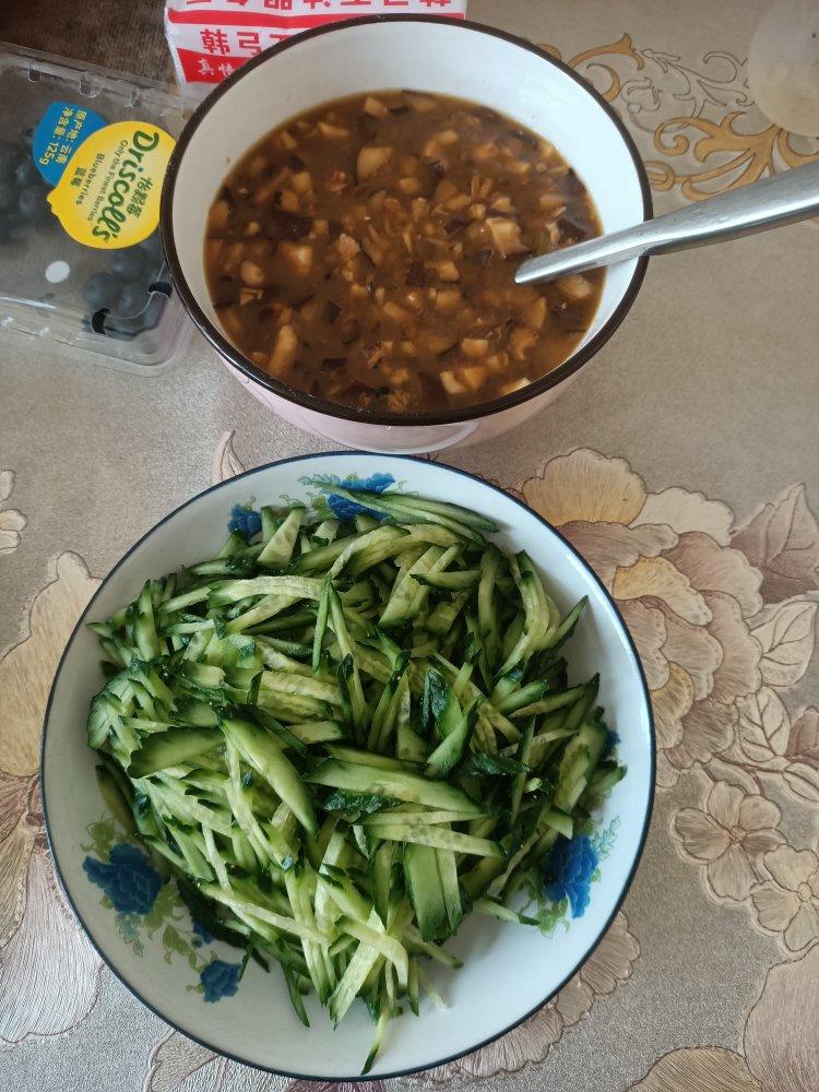 炸酱面