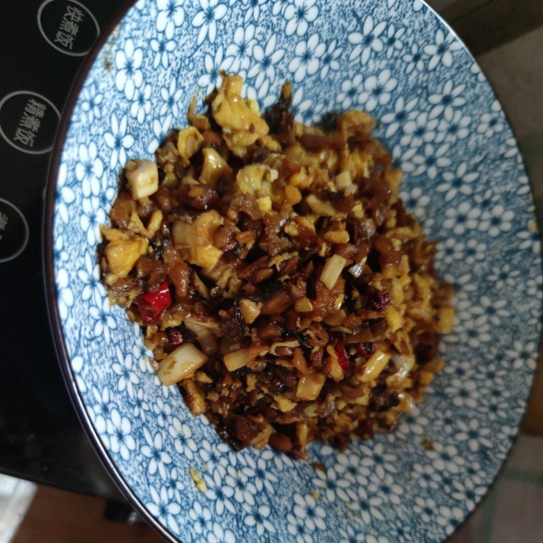 超下饭的外婆菜炒鸡蛋