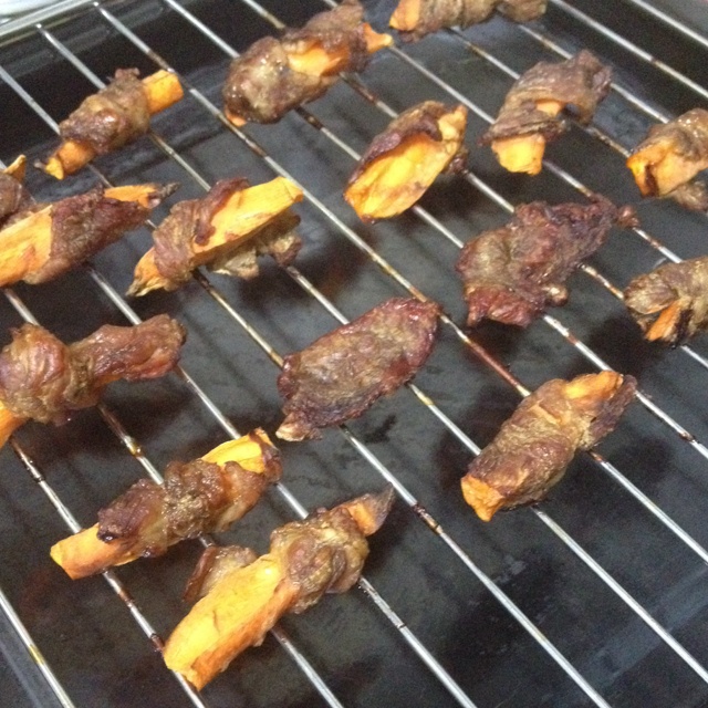 狗狗奖励零食——鸡肉干胡萝卜条