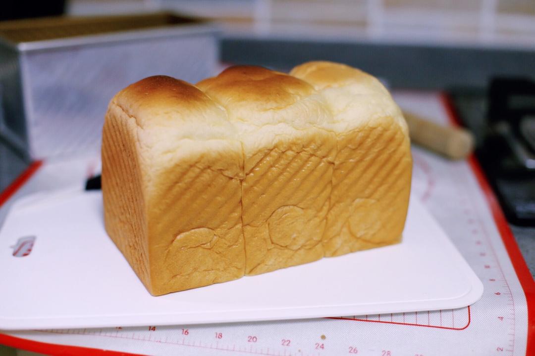 夺命软吐司(๑´ڡ`๑)超软拉丝极速方便的一次发酵吐司