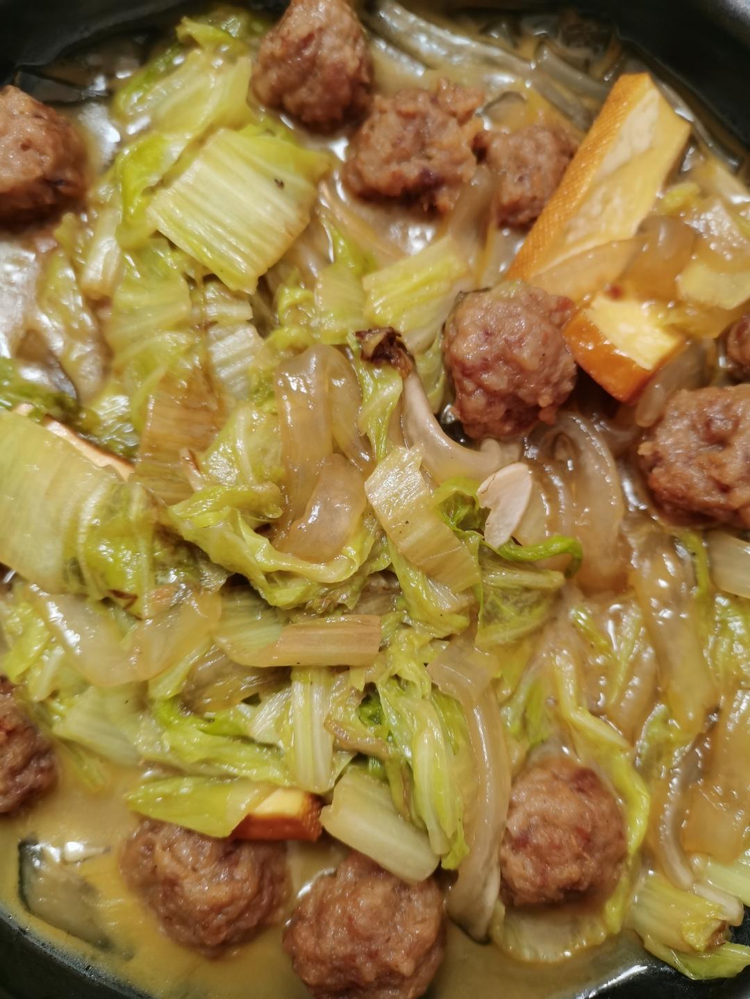 大白菜烧自制口感Q弹肉丸子