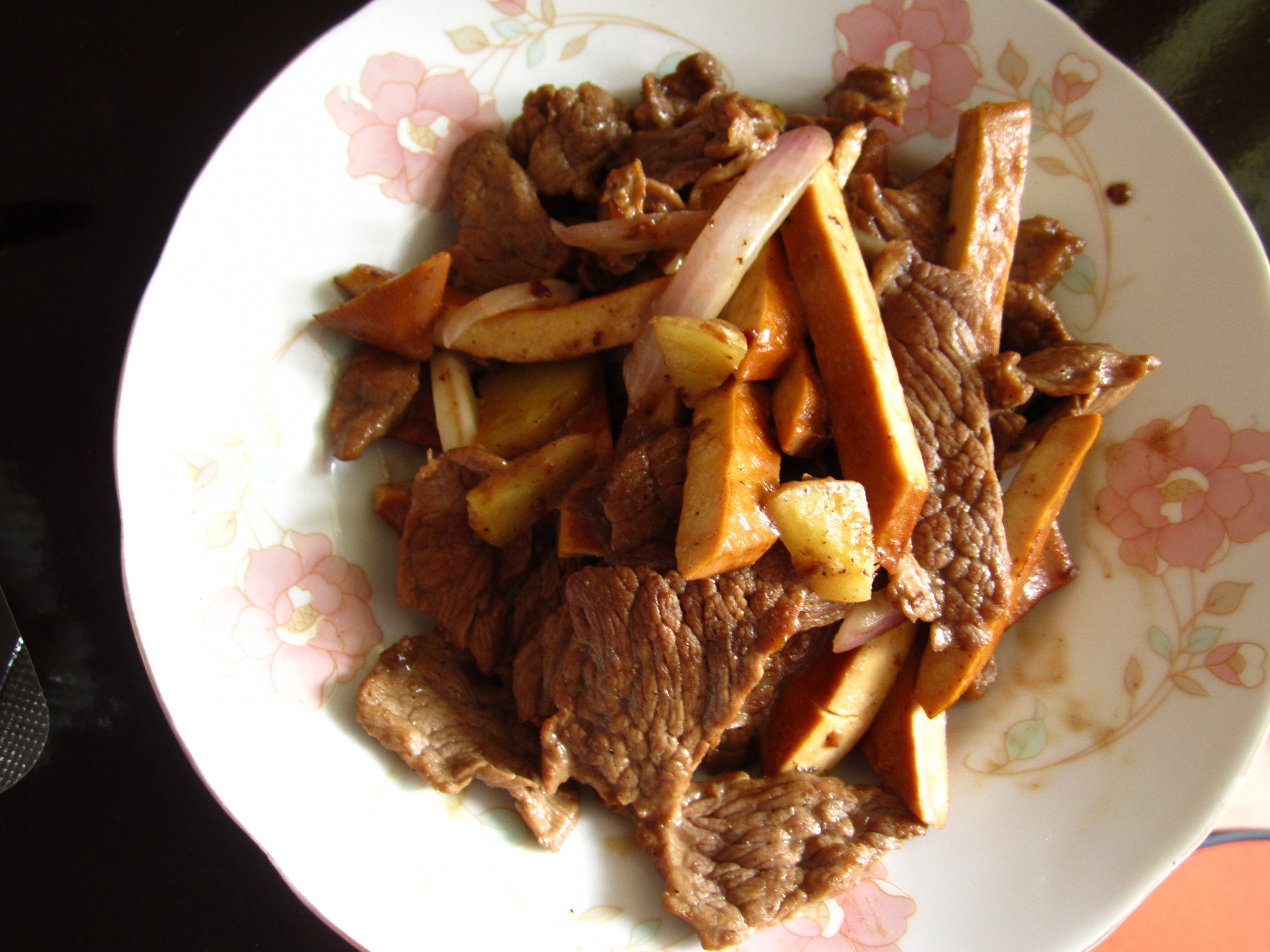 洋葱黑椒牛肉