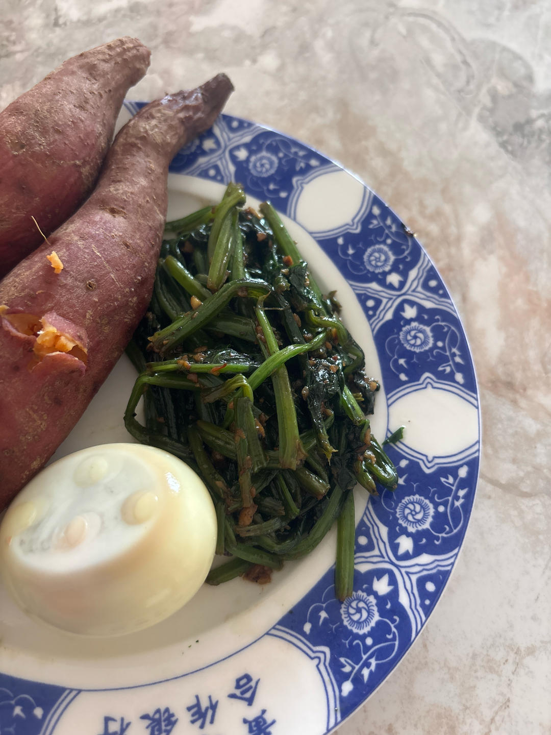 不涩口又嫩的清炒菠菜