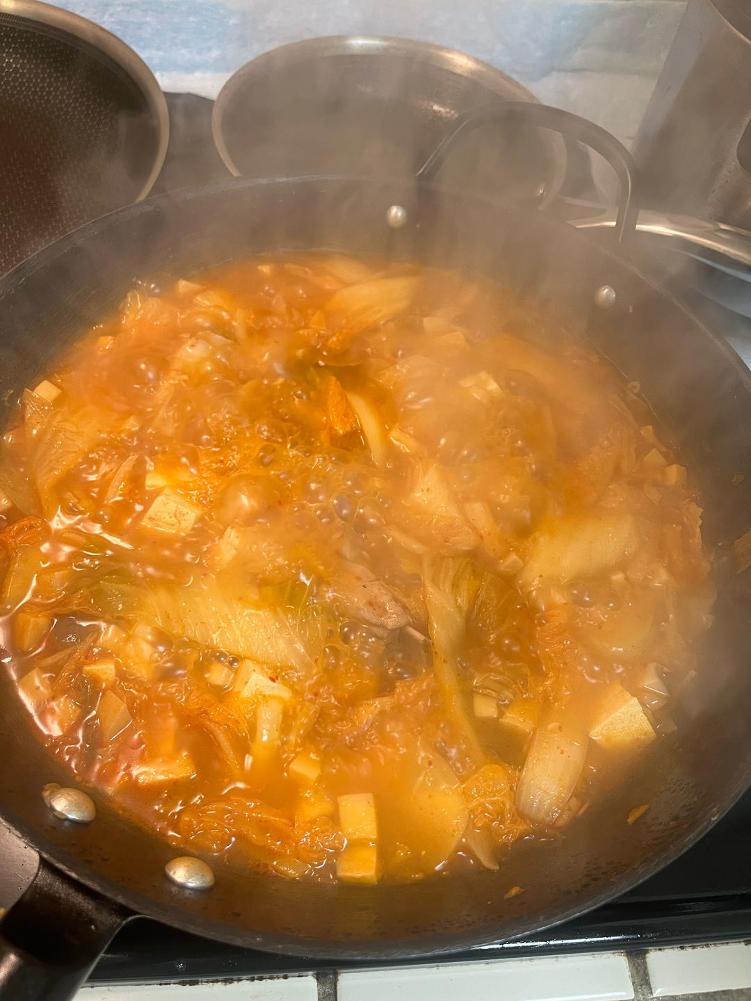 韩式泡菜豆腐锅/辣白菜豆腐汤
