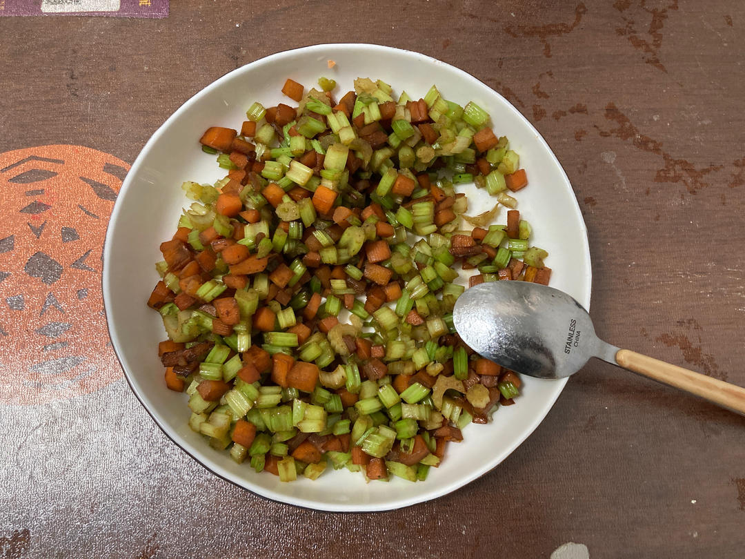 芹菜胡萝卜碎