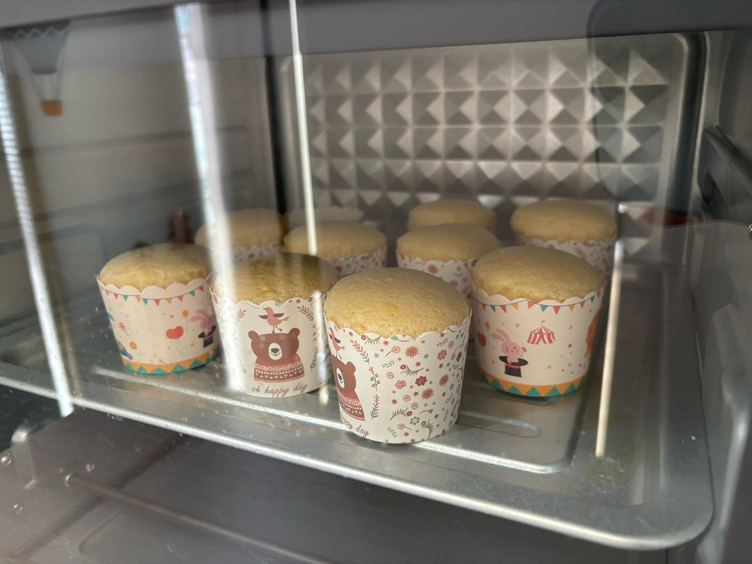 老式鸡蛋糕，小时候的味道。