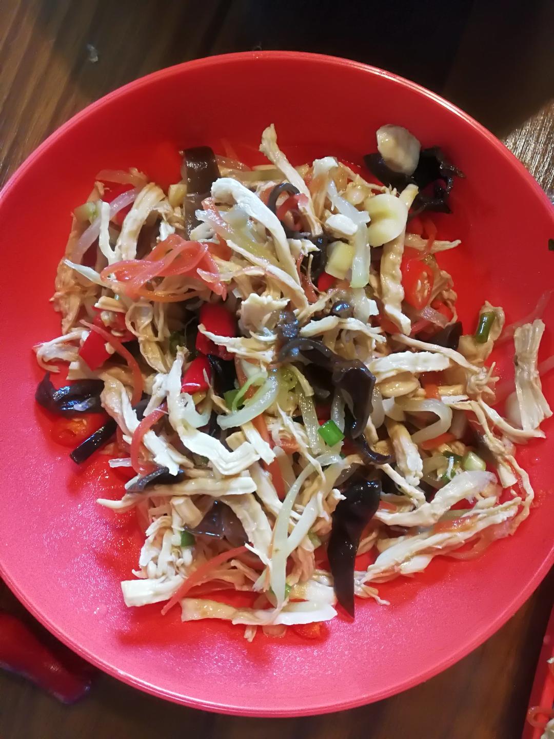 凉拌鸡胸肉丝