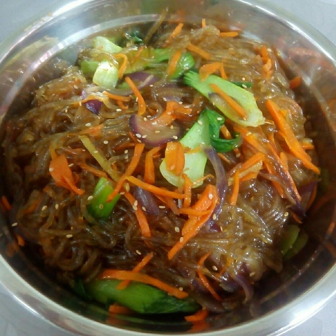 韩式粉丝炒杂菜 Korean Style Glass Noodles with Vegetables