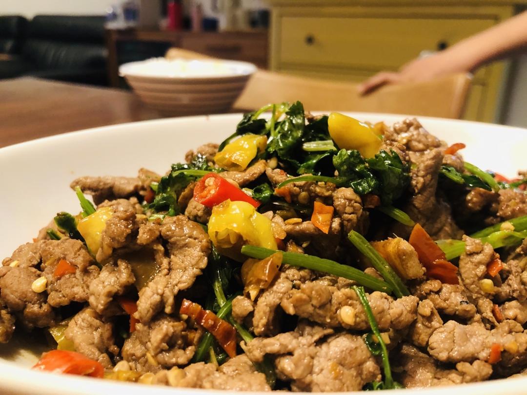 小炒黄牛肉（湘菜）