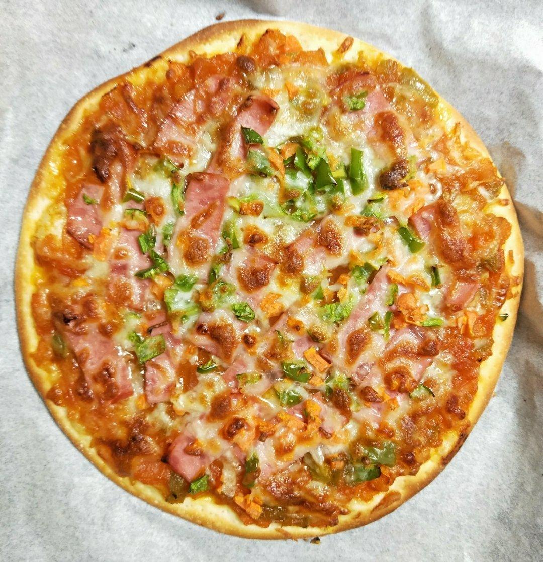 爱绵绵做的8寸纯手工什锦披萨