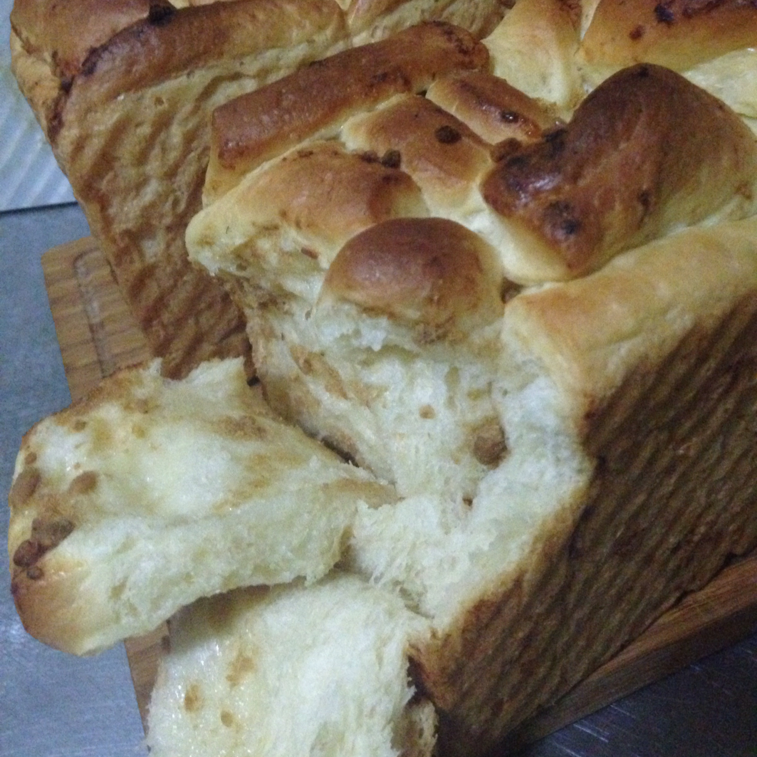 手撕千层肉松面包