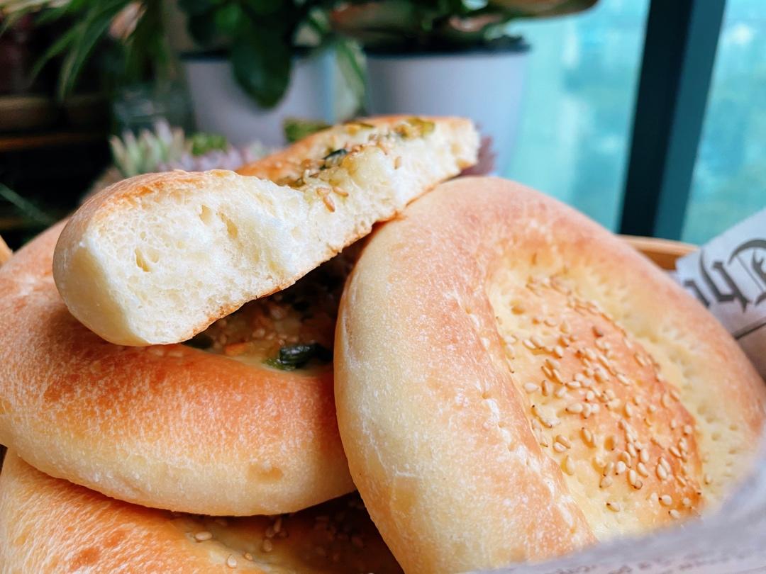 泛娘做的蒜香小馕