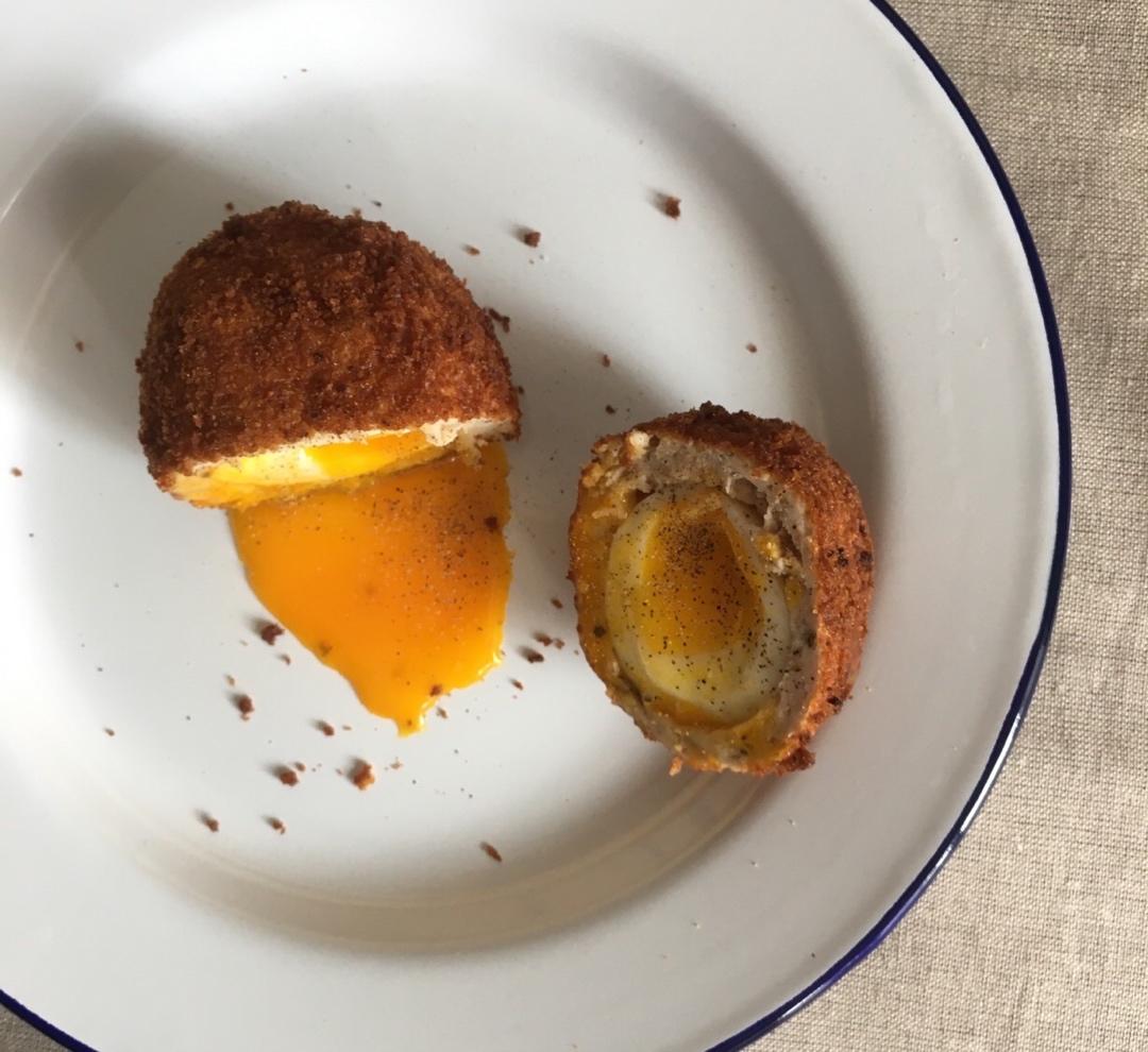 日本网红居酒屋的招牌菜品——苏格兰溏心蛋