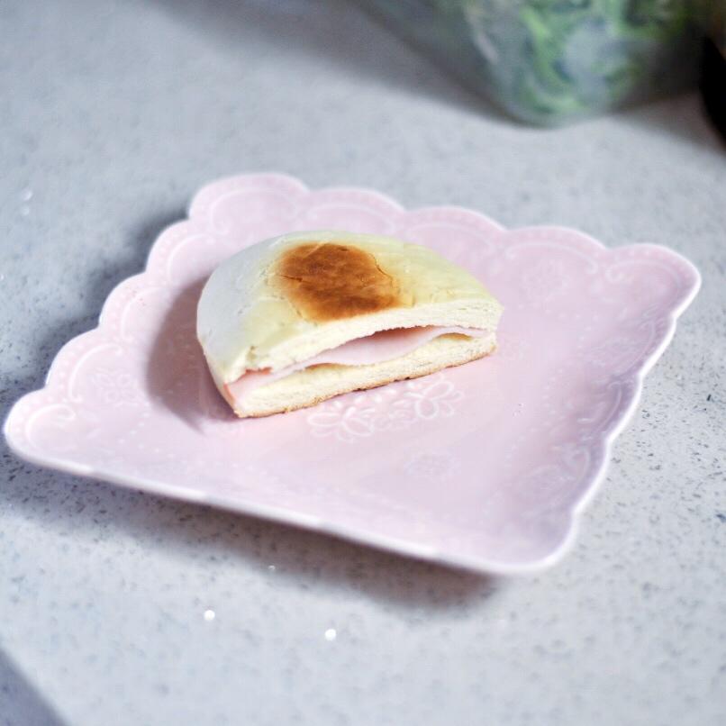 •日食不过三餐•