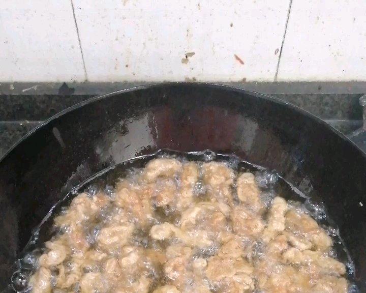 炸鸡块，酥肉，鱼块