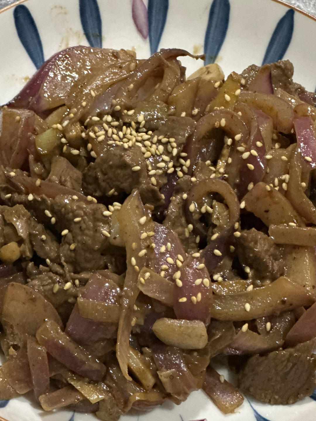 洋葱爆孜然牛肉