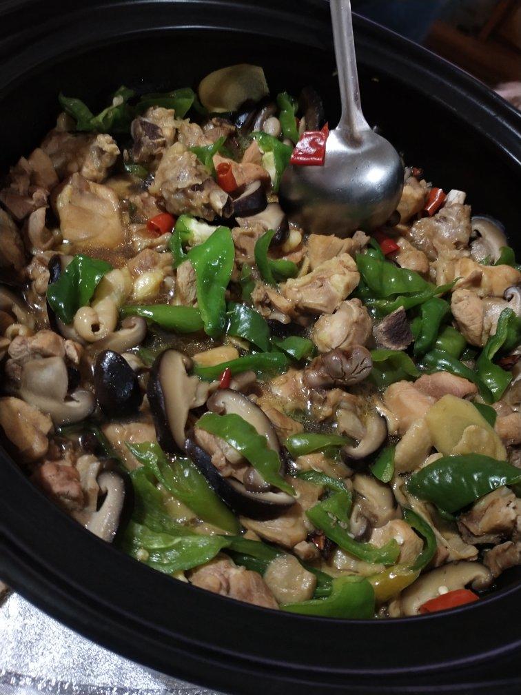 〈黄焖鸡〉，欣小厨 😉