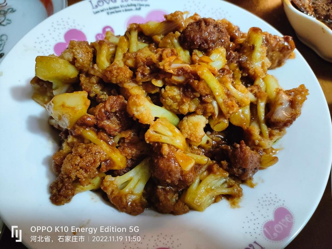 干煸菜花（花菜炒肉）