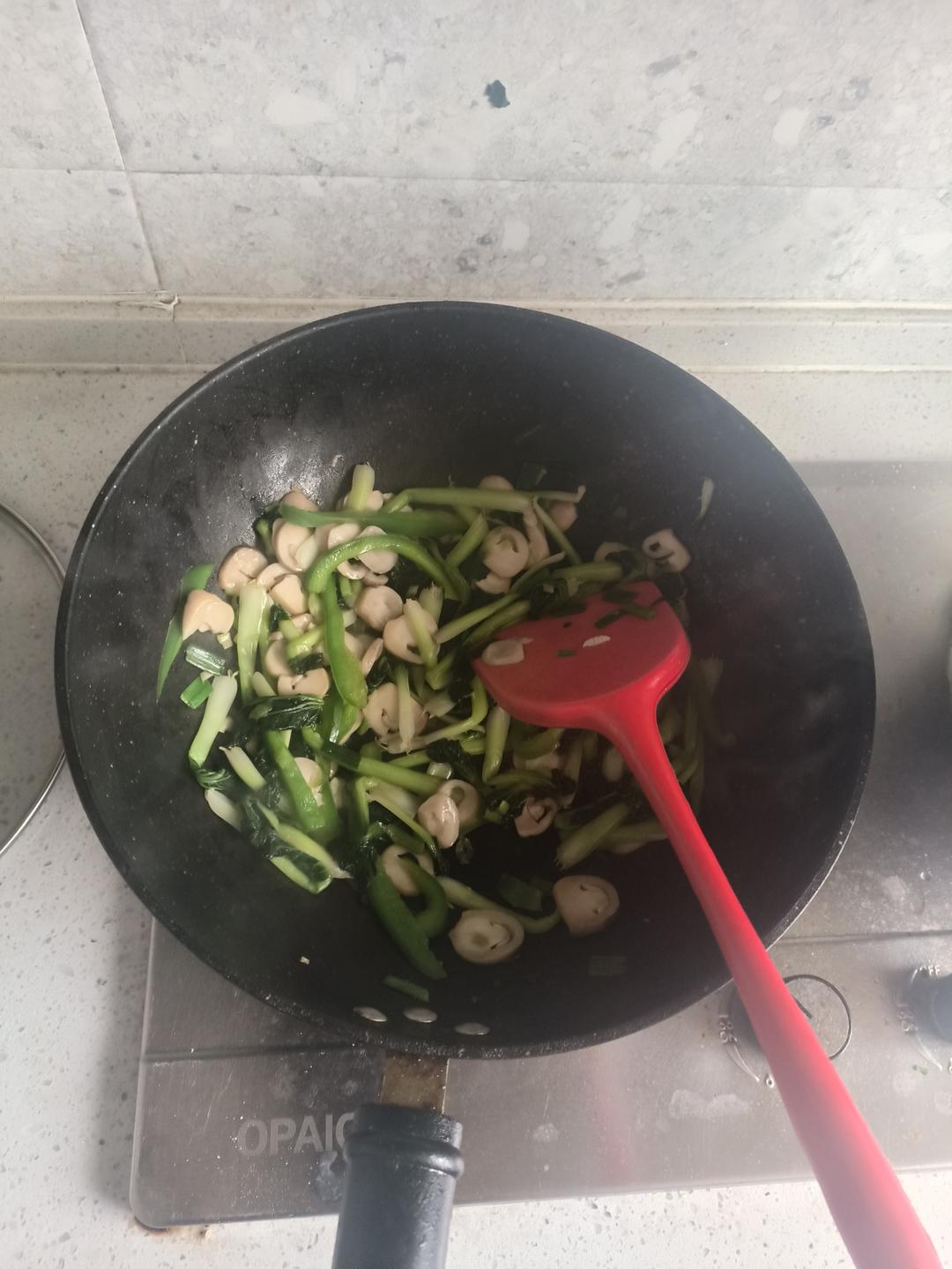 一清二白的塔菜冬笋炒蘑菇