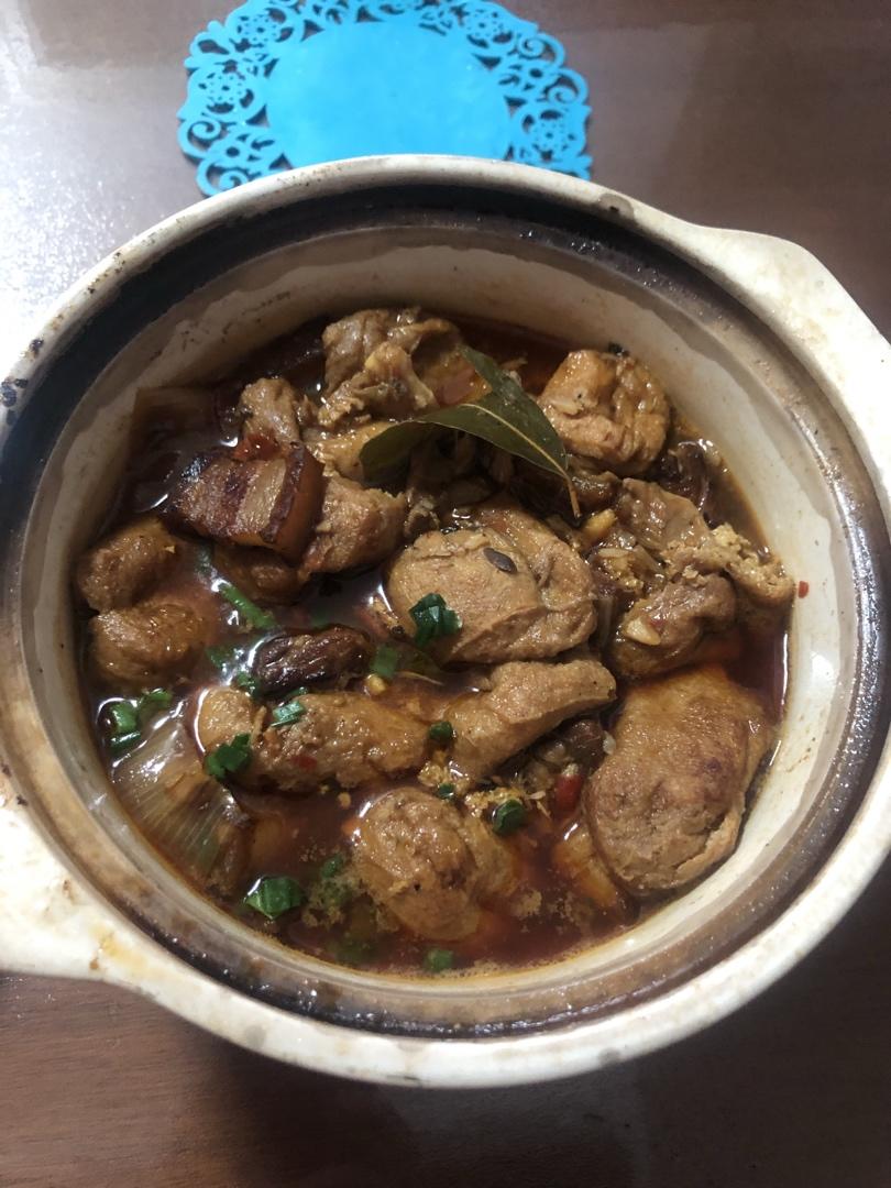 超简单的油豆腐红烧肉
