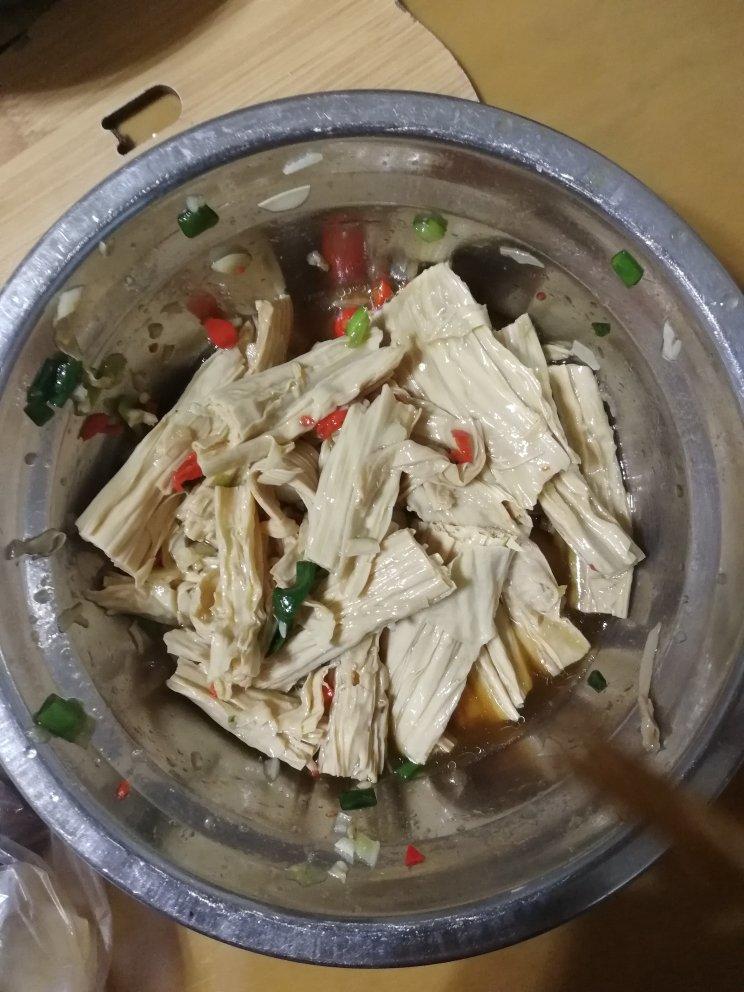🔥【凉拌腐竹】好吃有诀窍，用这个方法拌，鲜香美味又下饭！